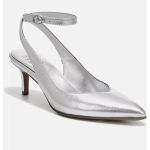 Eliya naturalizer pumps